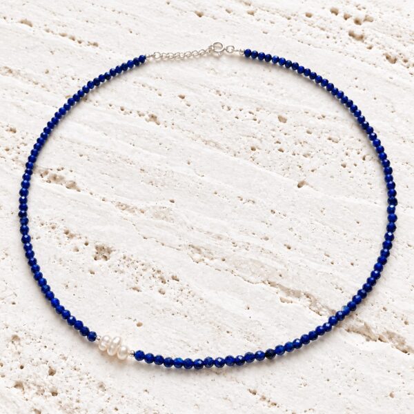 Colier din lapis lazuli cu perle