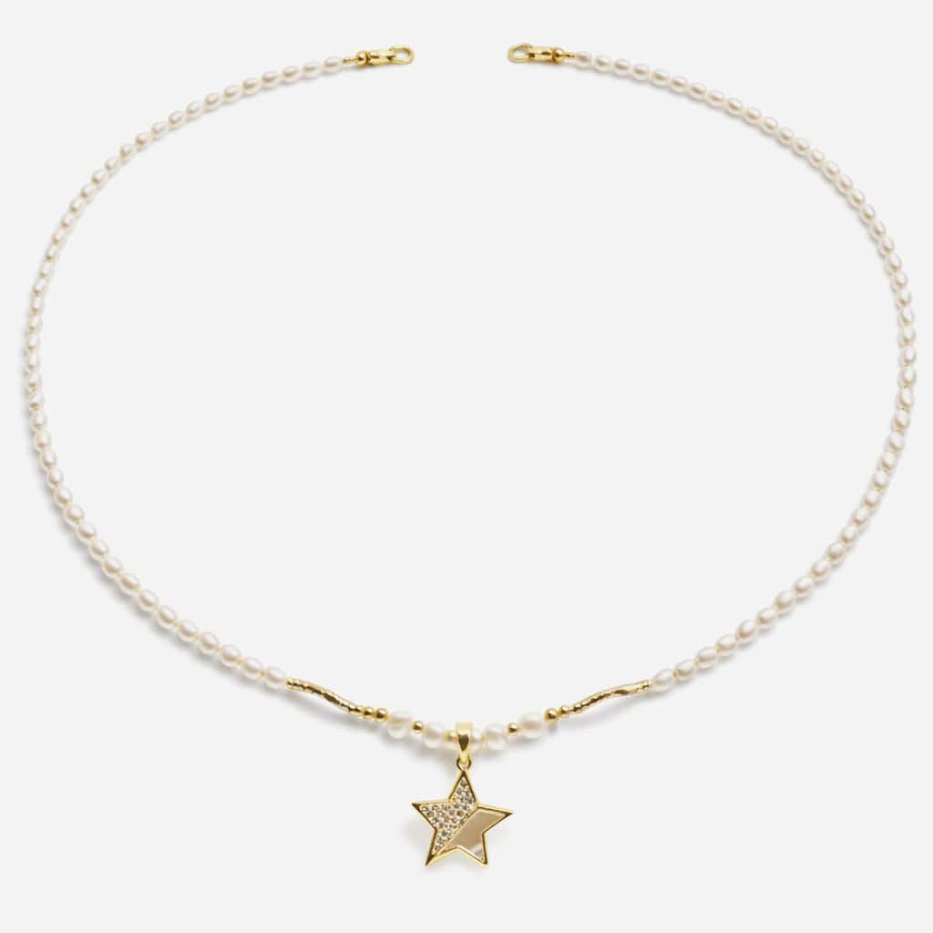 Colier din perle cu charm stea