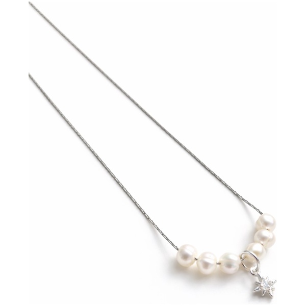Lantisor cu perle si charm stea