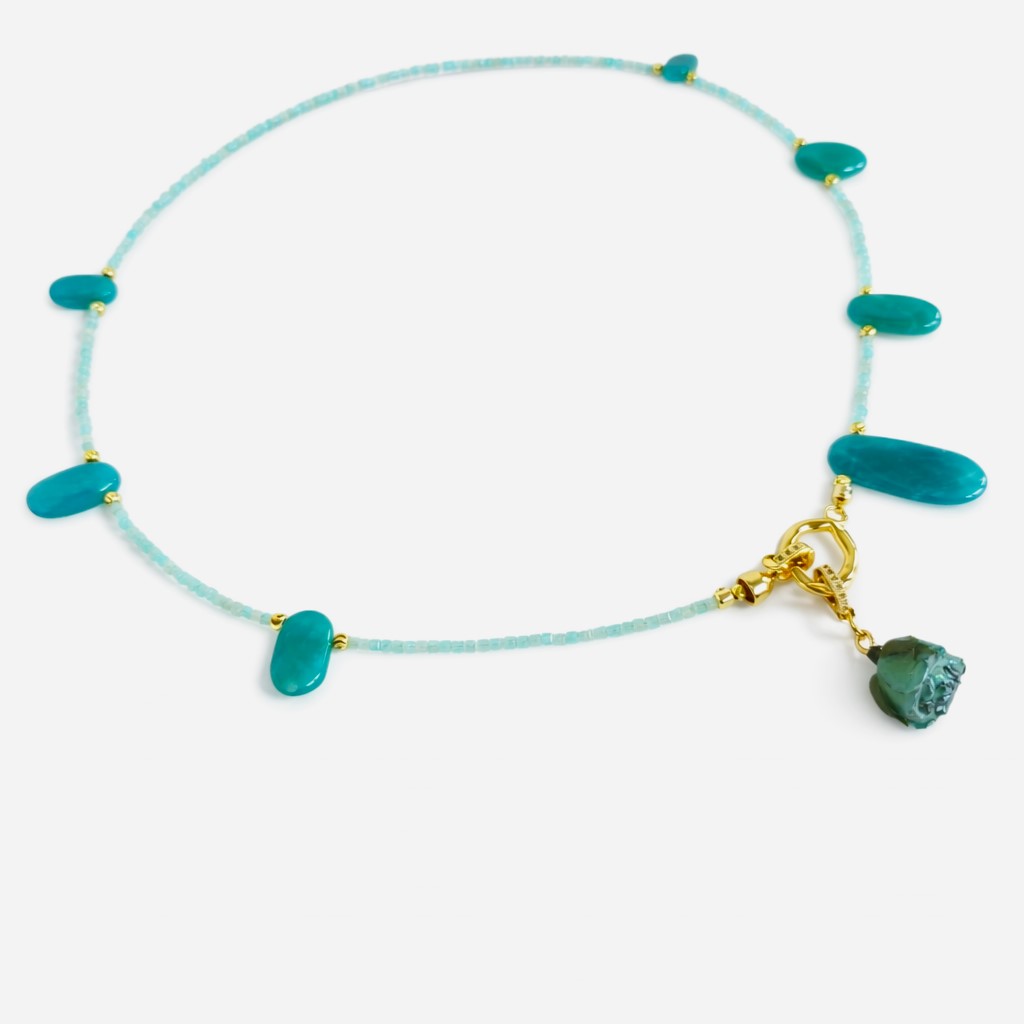 Colier din amazonite cu boboc turcoaz