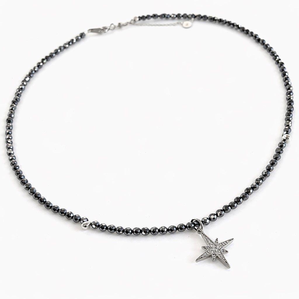 Colier din Hematite cu charm stea