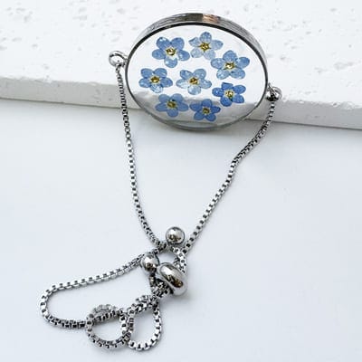 Brățară reglabilă cu flori de Nu-mă-uita handmade