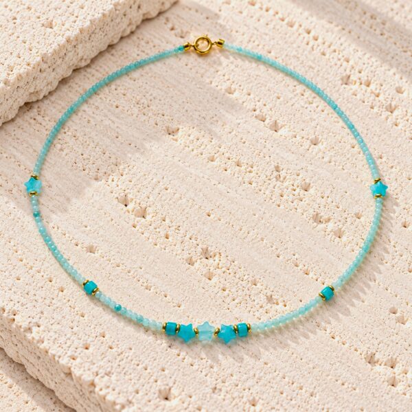 Colier cu stelute si pietre din amazonite Colier cu stelute si pietre din amazonite