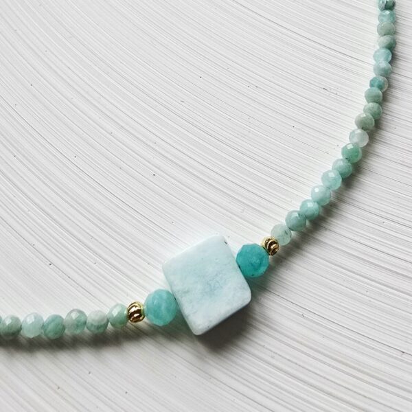 Colier din Amazonite