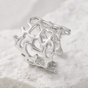 Inel sculptural